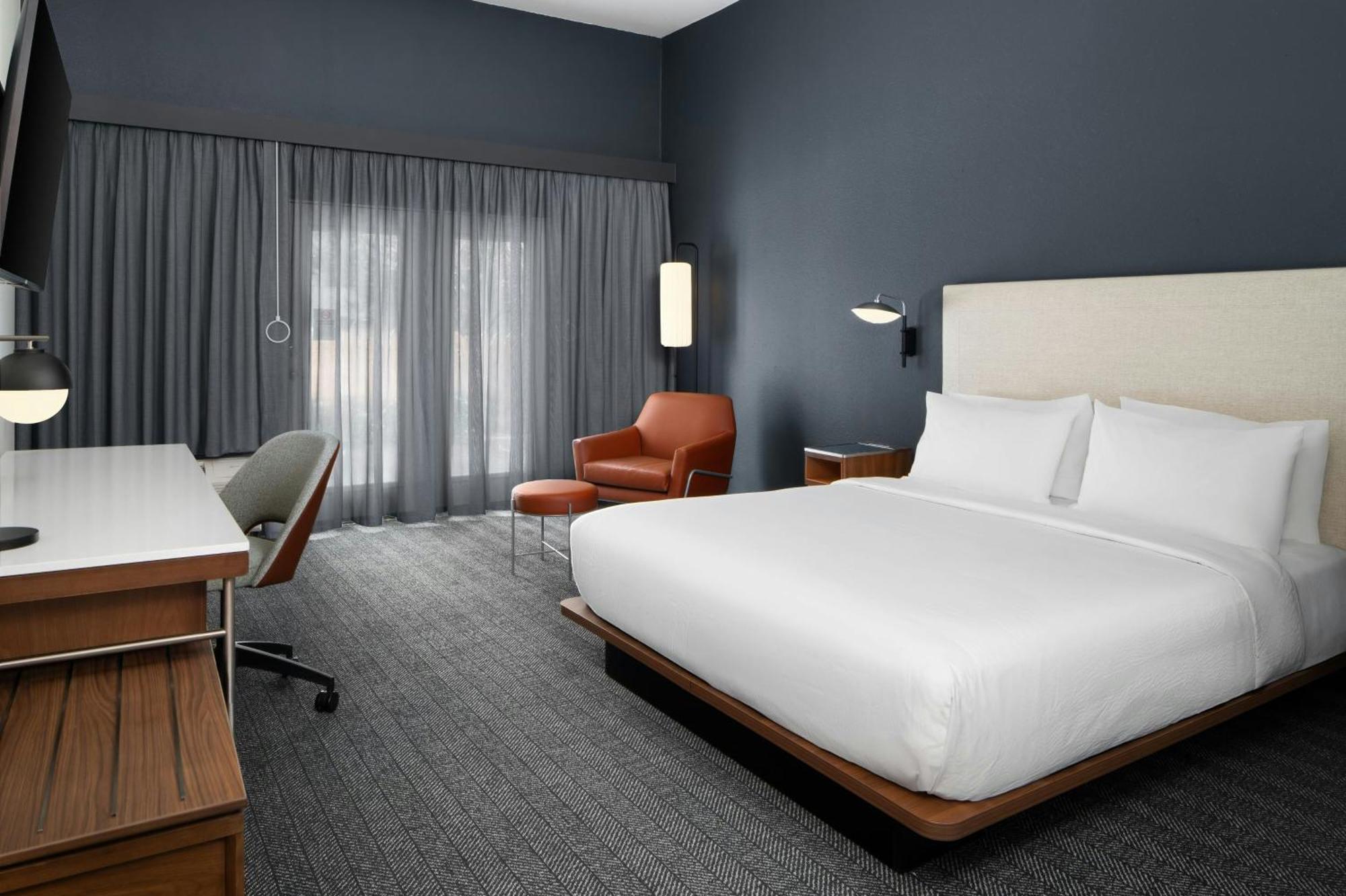 Courtyard Greenbrier 3* Chesapeake